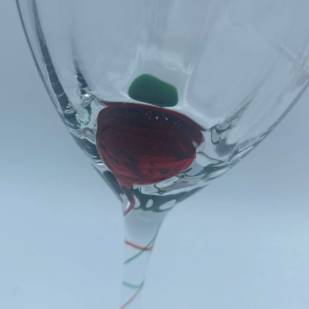 Pier 1 one swirled 9” wine glasses w/ green red teardrop design and swirled stem